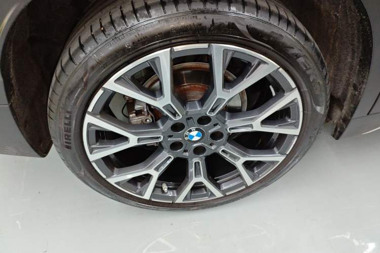 Used BMW X1 2022 xDrive25Li Luxury Model Right Rear Wheel Hub
