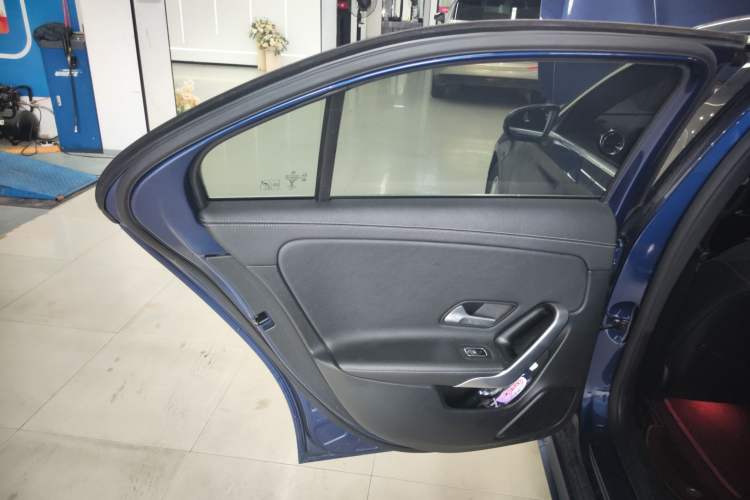 Used Mercedes-Benz A-Class 2021 A 200 L Sport Sedan Fashion Model
