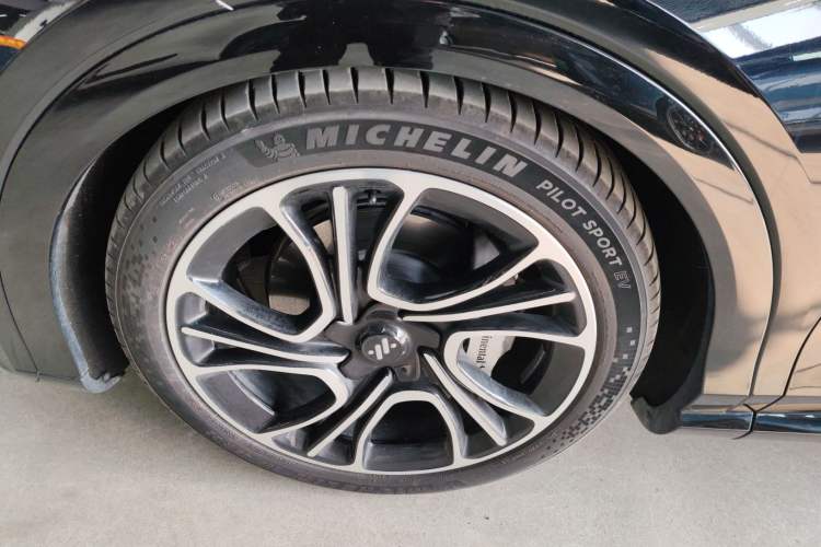 Used IM LS7 2025 New Edition Ultra
