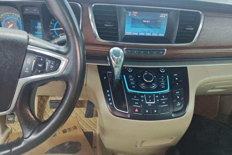 Used Buick GL8 2014 2.4L LT Luxury Business Executive Edition
