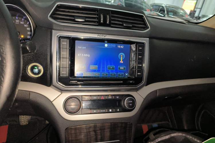 Used Haval H6 Coupe 2016 Blue Label 1.5T Manual Two-Wheel Drive Urban Model