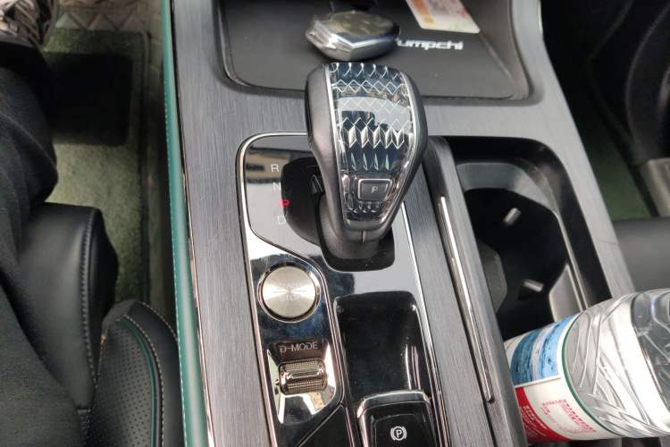 Used GAC Trumpchi GS8 2022 Double-Energy Series 2.0TM Two-Wheel Drive Prestige Edition (6 Seats)