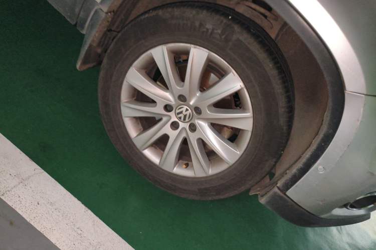 Used Volkswagen Tiguan 2010 2.0 TSI Automatic All-Wheel Drive Flagship Navigation Edition
