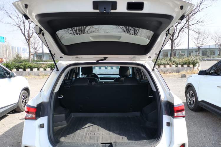 Used Wuling Alvez 2022 1.5L Manual Free-Style Model