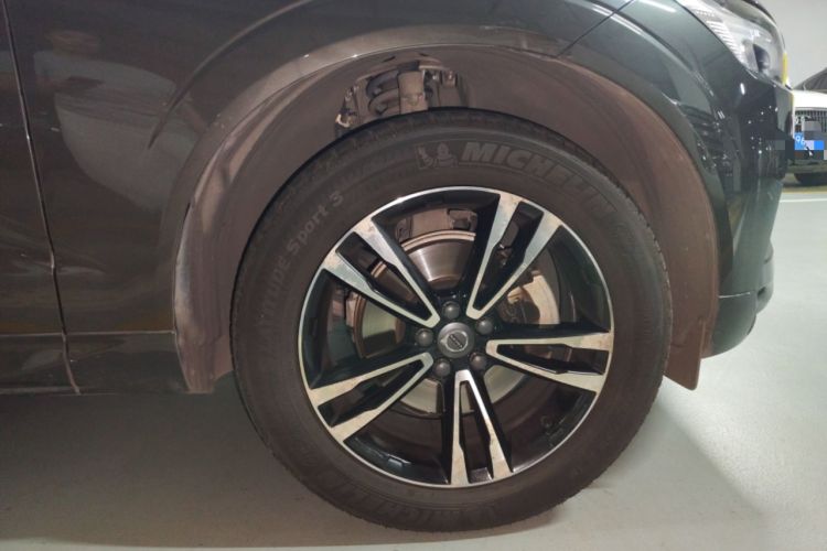 Used Volvo XC60 2019 T5 4x4 Smart Edition China V Standard Exterior 1