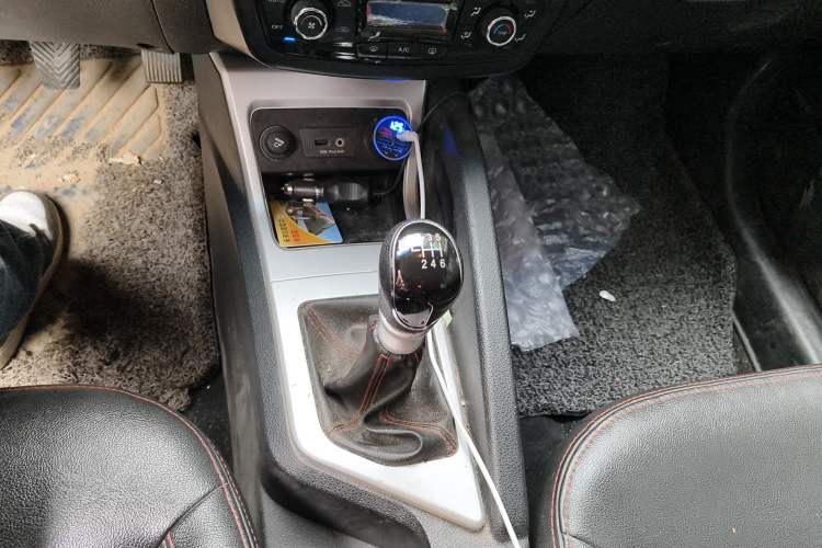 Used JAC Group Refine S3 2016 1.5L Manual Luxury Model Gear Lever