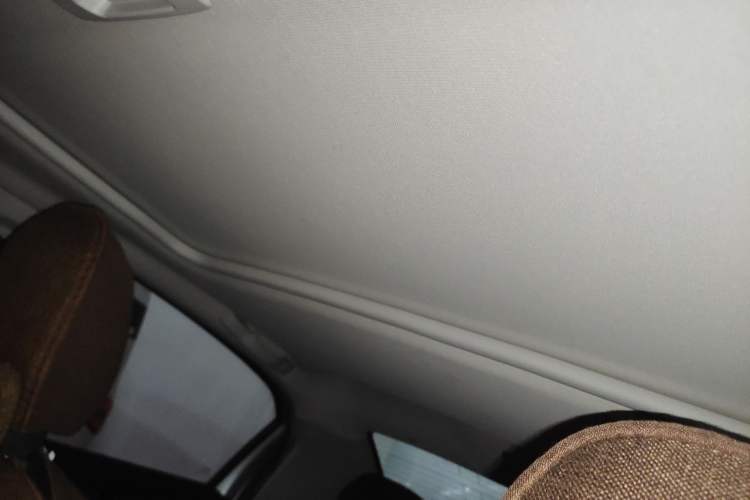 Used Peugeot 301 2014 1.6L Manual Luxury Edition
