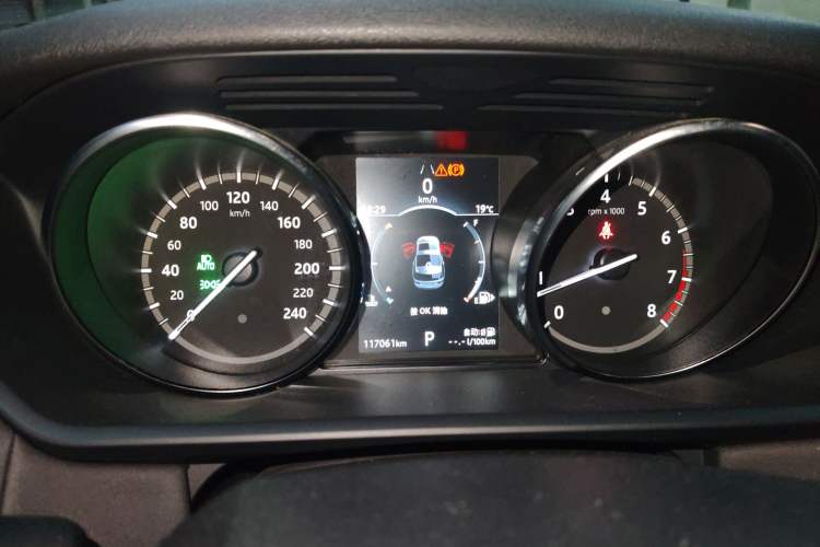 Used Land Rover Discovery 2018 3.0 SC V6 SE