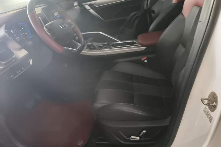 Used Geely Auto Coolray New Energy 2022 1.5T ePro 85KM Glory Edition