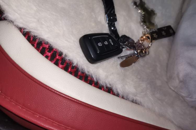 Used Dongfeng Aeolus AX7 2019 1.6T Automatic AI Navigation Model Enjoyment Version China VI Standard
