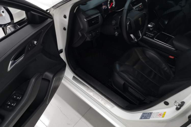 Used Hongqi H5 2022 Classic Model Facelift 1.5T DCT Qiyun Edition Driver Seat