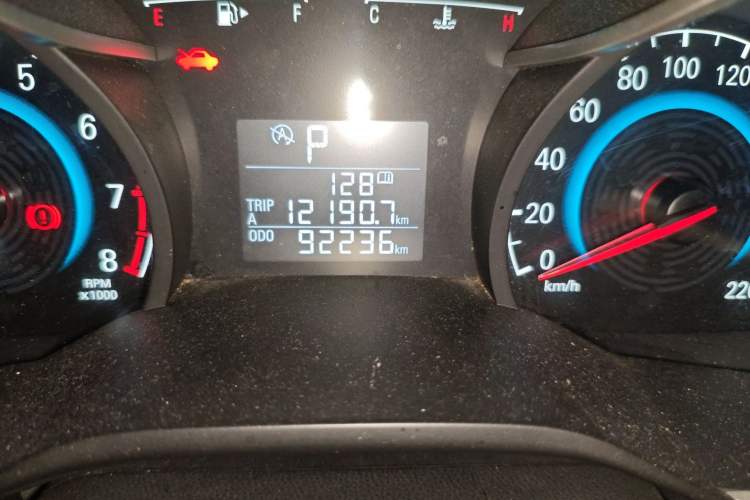 Used Chevrolet Cavalier 2018 320 Automatic Enjoyment Sunroof Edition Odometer Close Up