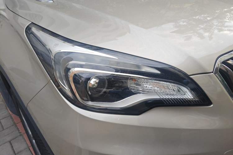 Used Buick Envision 2016 20T Two-Wheel-Drive Elite Model