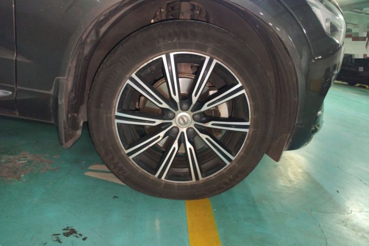 Used Volvo XC60 2020 T5 4x4 Smart Luxury Edition