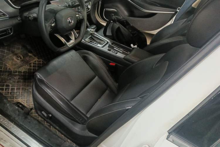 Used CHANGAN Ruicheng CC 2021 Blue Whale Edition 1.5T DCT Luxury Model Left Front Seat