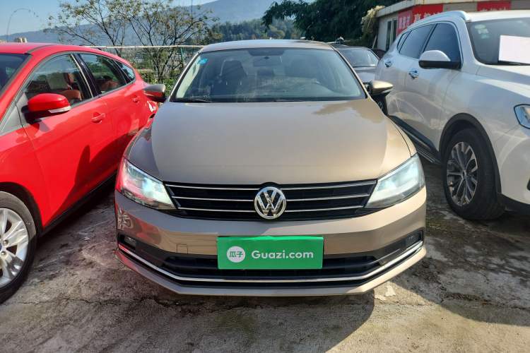 Used Volkswagen Sagitar 2016 230TSI 25th Anniversary Edition Front