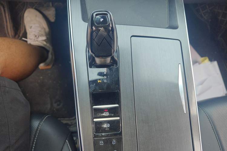 Used Roewe RX5 MAX 2022 1.5T Automatic Zhiwei Prestige Edition