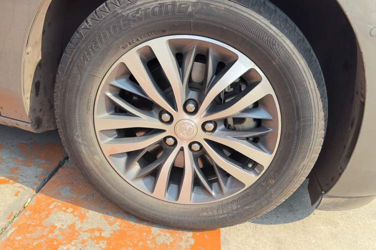 Used Buick GL8 2021 ES Land Cruiser 653T Luxury Edition
