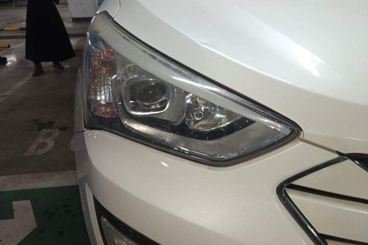 Used Hyundai Santa Fe 2013 2.4L Automatic 2WD Comfort Edition