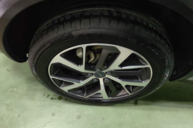 Used Lynk & Co 01 EM-P 2019 1.5T PHEV JingPro National VI Right Rear Wheel Hub