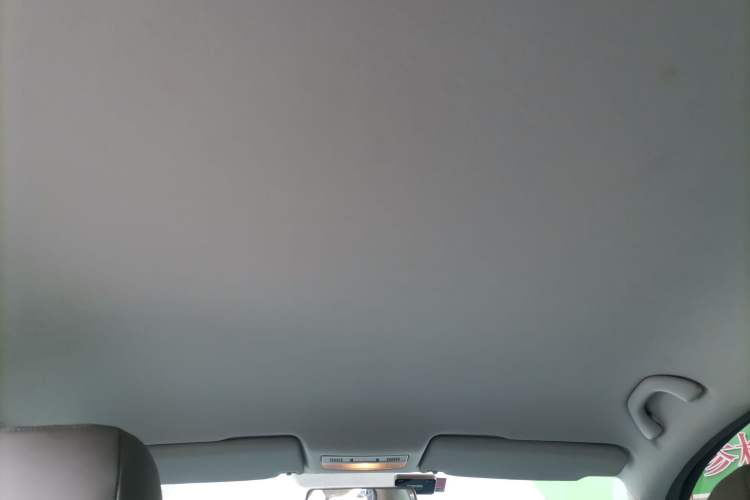 Used Volkswagen Bora 2014 1.6L Automatic Fashion Model Headliner