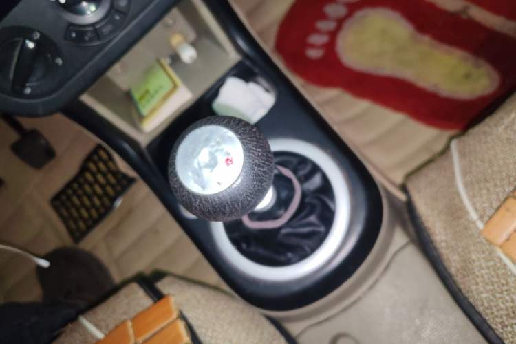 Used Lifan Auto 320 2012 Champion Edition 1.3L Manual Cool Leap Model