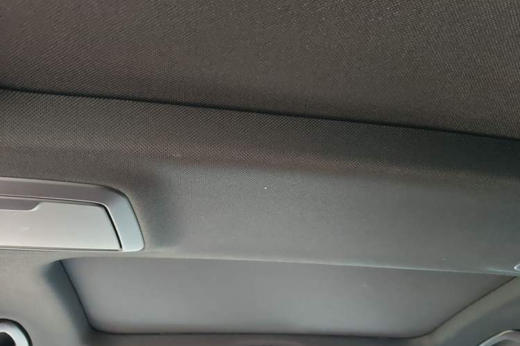 Used BMW 5 Series 2018 Restyled 530Li Leading Edition M Sport Package Headliner