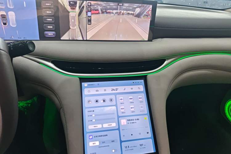 Used IM L6 2025 Max Audio And AC Panel