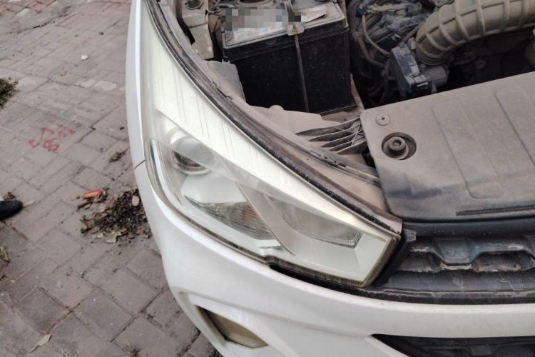 Used Wuling Hongguang S3 2018 1.5L Manual Standard Version China V Standard Right Front Headlight