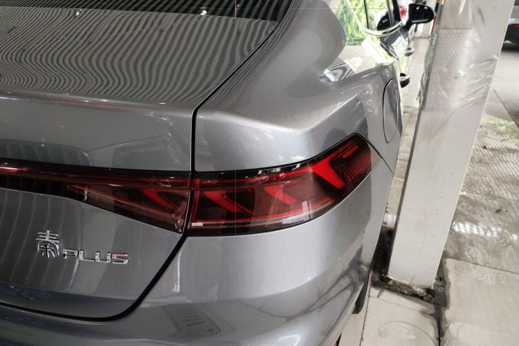 Used BYD Qin PLUS 2021 EV 500KM Luxury Model
