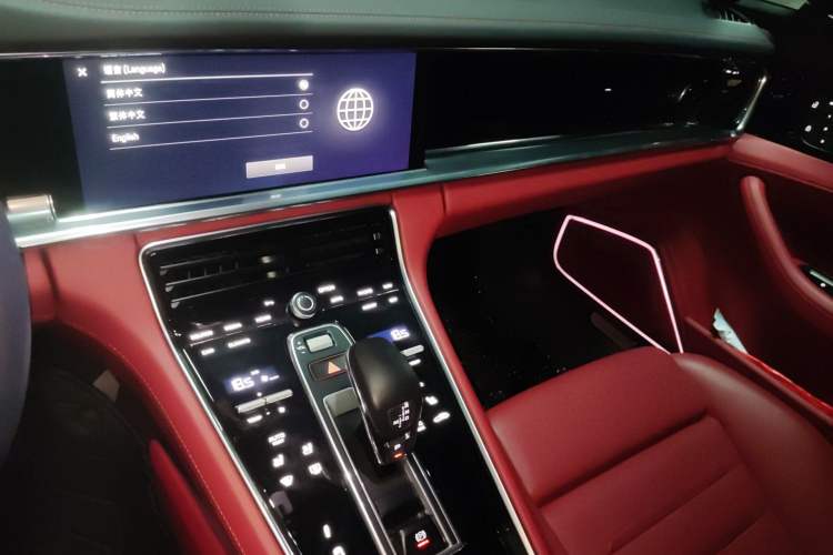 Used Porsche Panamera 2022 Panamera 4 Executive Long Wheelbase 2.9T Audio And AC Panel