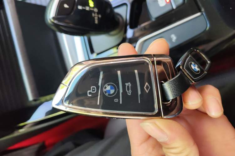 Used BMW X3 2019 xDrive25i Luxury Package Vehicle Key