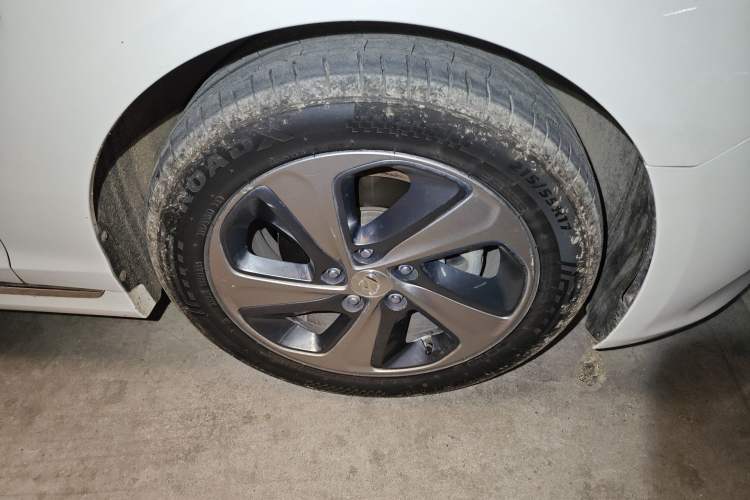 Used Hyundai Sonata 2016 2.0L Hybrid HL Luxury Version
