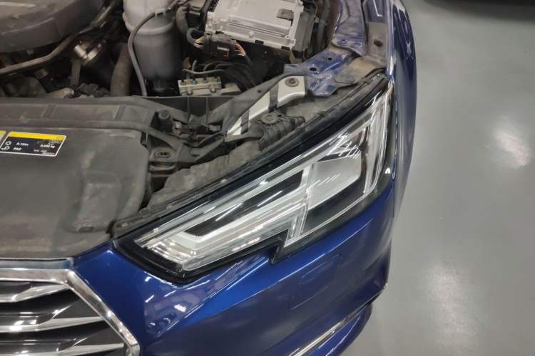 Used Audi A4L 2019 40 TFSI Ambition China VI Left Front Headlight