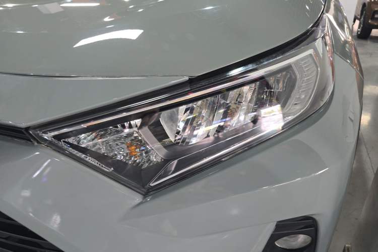 Used Toyota RAV4 2020 2.0L CVT 4x4 Trend Edition