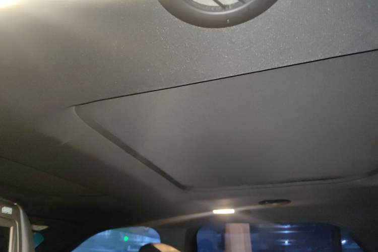 Used Ford Explorer 2013 3.5L Deluxe Model
