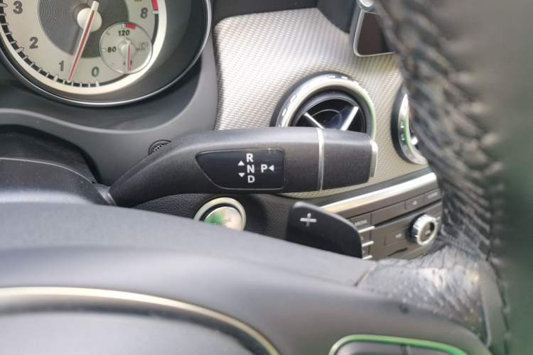 Used Mercedes-Benz GLA 2016 GLA 200 Fashion Model
