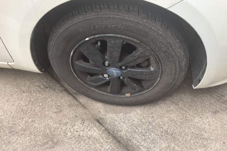 Used Kia K2 2015 Hatchback 1.4L AT GLS Cool Edition