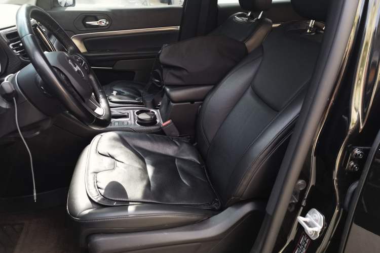 Used Jeep Grand Commander 2022 2.0T Four-Wheel Drive Luxury Edition Left Front Seat