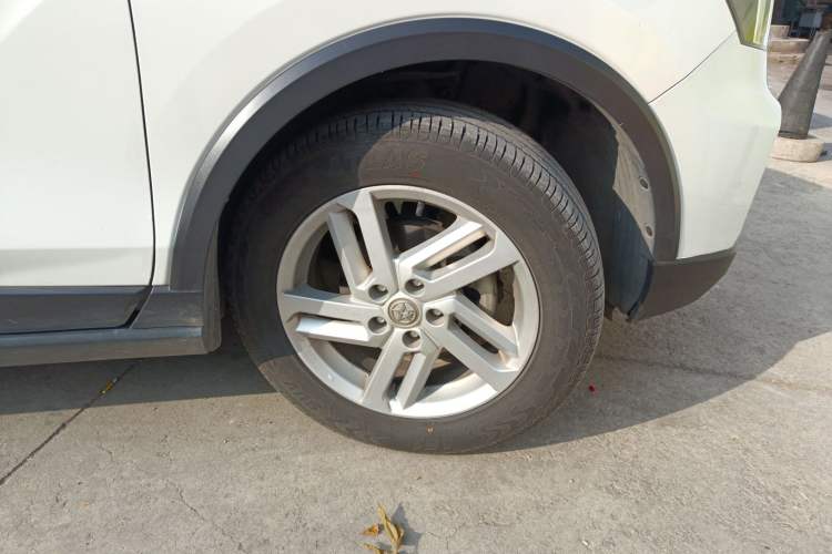 Used Venucia T60 2020 1.6L CVT Smart Drive Version China VI Standard
