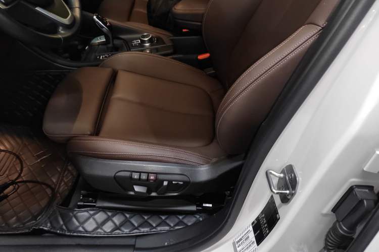 Used BMW X1 2020 sDrive25Li Leading Model
