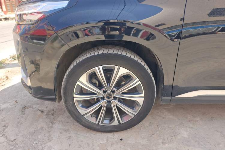 Used EXEED Lanyue 2023 400T Four-Wheel Drive Starry Edition 7-Seater Exterior 4