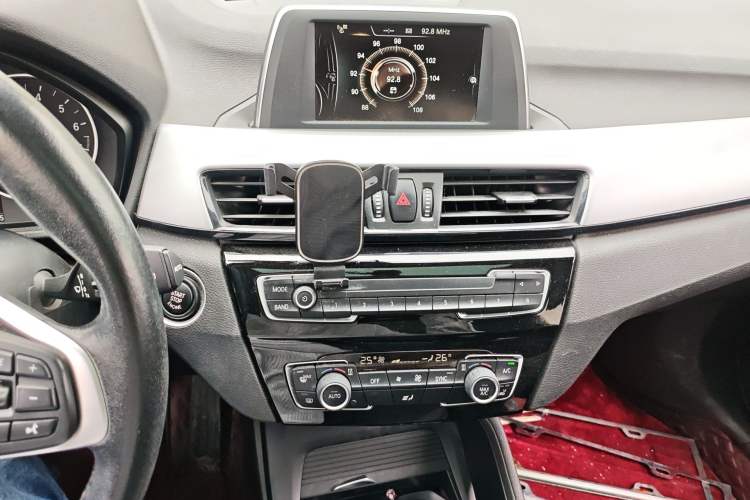 Used BMW X1 2016 sDrive18Li Fashion Model Audio And AC Panel