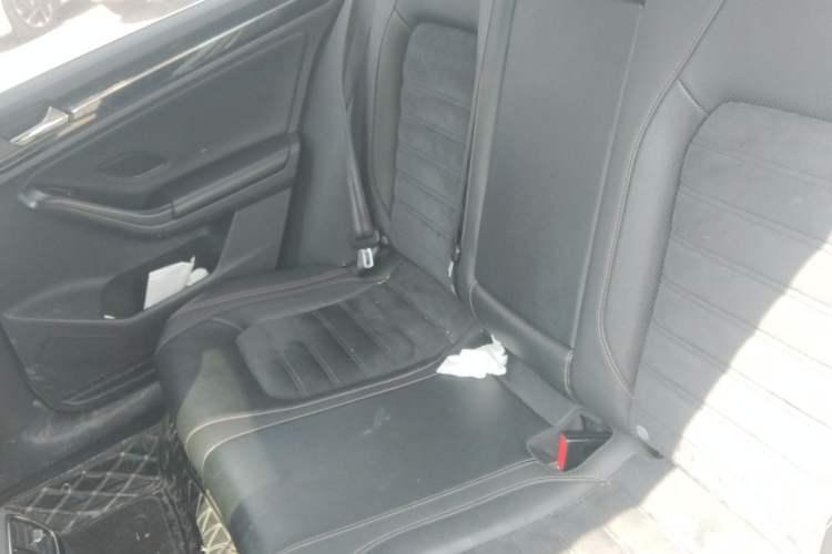 Used Volkswagen Sagitar 2018 280TSI DSG Luxury Model Left Rear Seat