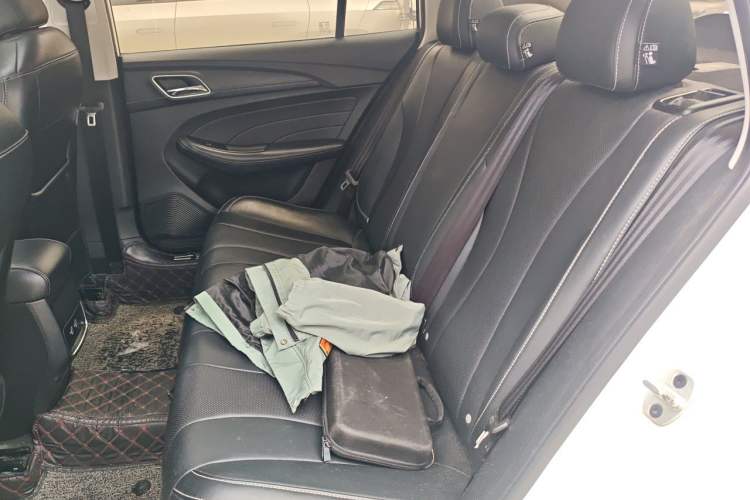 Used Roewe i5 2020 1.5L Manual 4G Connect Leehao Flagship Edition
