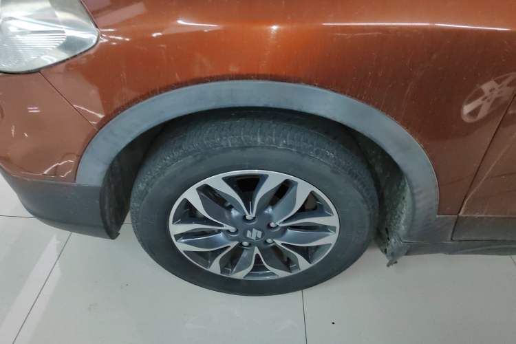 Used Suzuki Vitara S-Cross 2017 1.6L CVT Two-Wheel Drive Urban Fashion Model