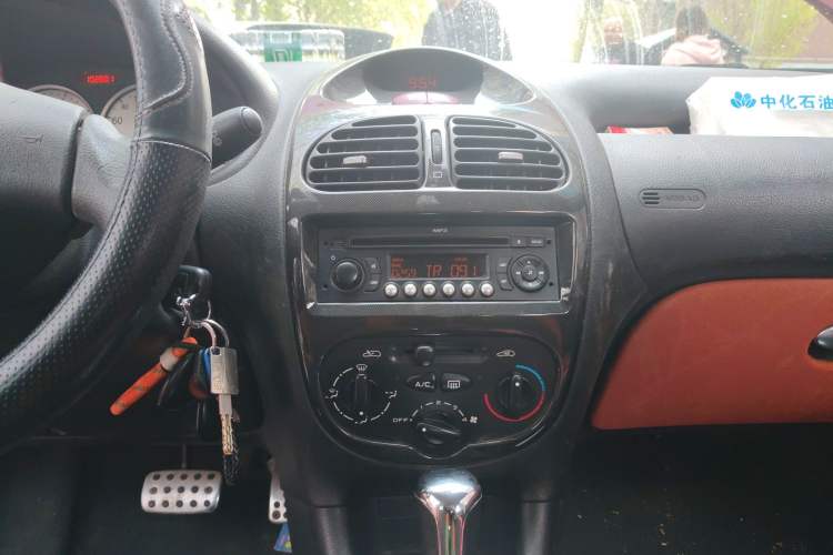 Used Citroen C2 2013 CROSS 1.6L Automatic Sport Model
