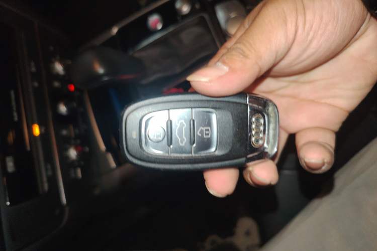 Used Audi A6L 2018 30th Anniversary Edition 35 TFSI Fashion Model
