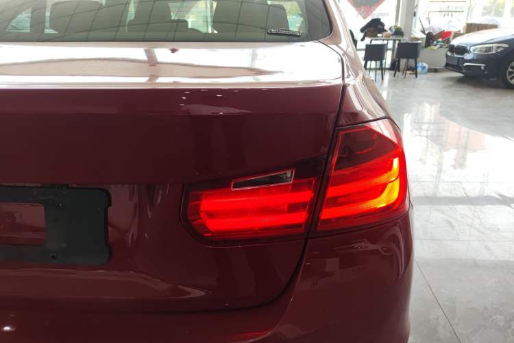 Used BMW 3 Series 2015 316Li Fashion Model Right Rear Taillight