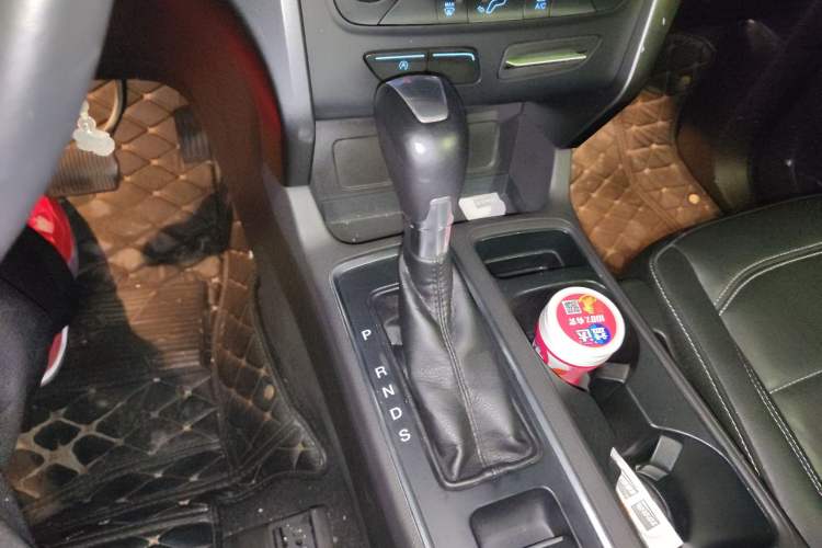 Used Ford Kuga 2017 EcoBoost 180 Two-Wheel-Drive Tiger Leap Model
